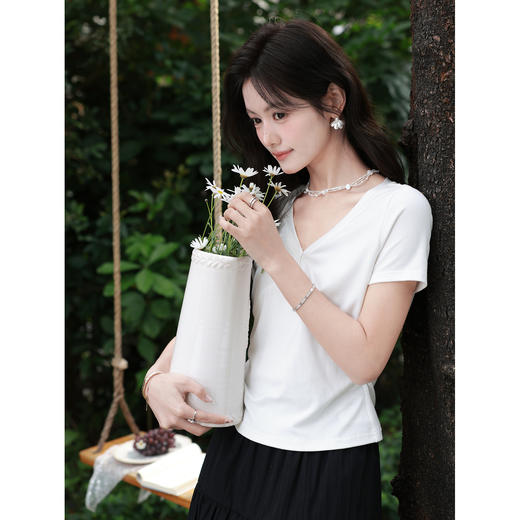 鹿向南【0328/20:00新品前1小时7折限量100件】白色T恤 商品图1