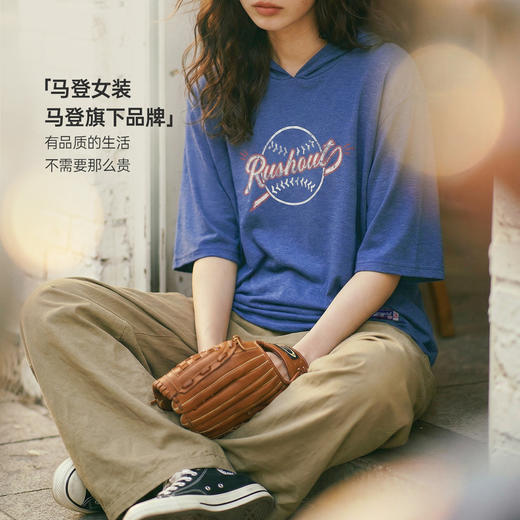 马登复古宽松印花莱赛尔天丝弧形下摆连帽短袖T恤半袖上衣女士夏 商品图4