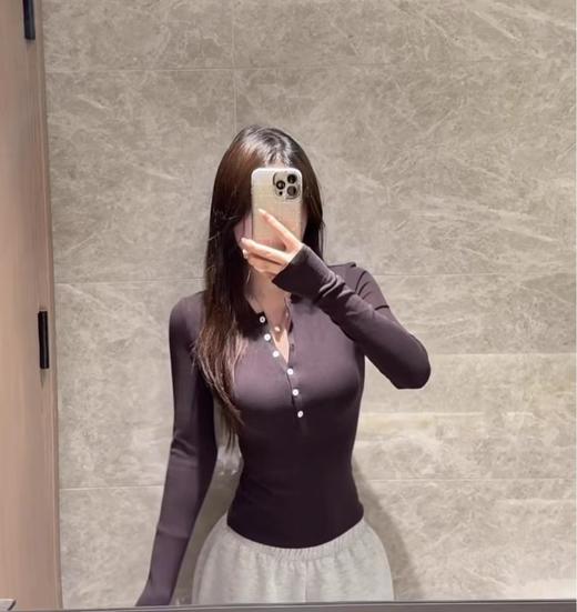 F032505春夏新品四色小半领纽扣紧身打底衫长袖T恤 商品图8