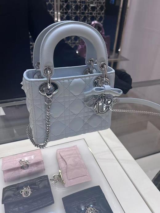 迪奥  三格戴妃  进口羊皮  蓝色（LZ） 商品图0