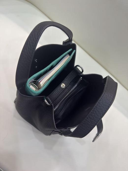 荔枝纹小号水桶包（大象灰 黑） 商品图3