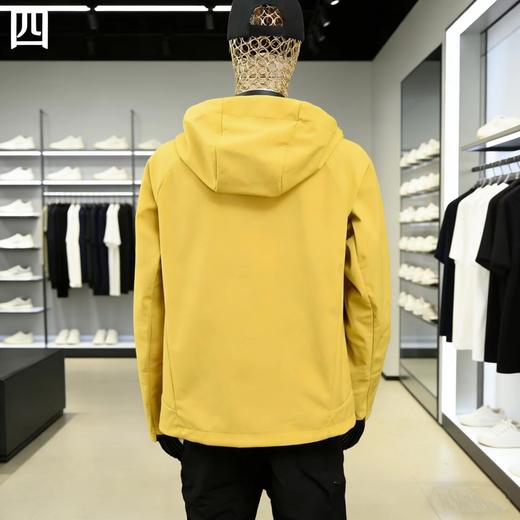 F032585春季新款简约休闲户外防风防水连帽软壳外套 商品图5