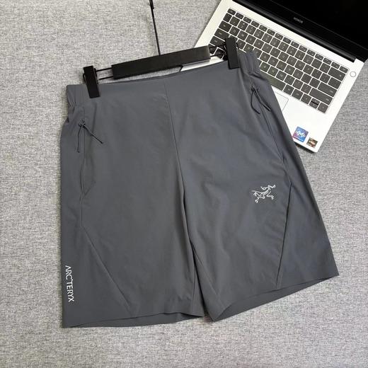 F032508春夏季新款男款户外修身剪裁轻量速干短裤 商品图8