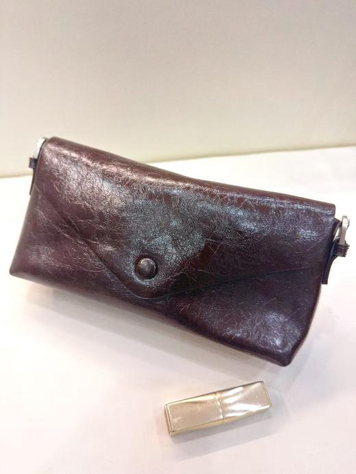 双肩带牛角包咖啡色 商品图4