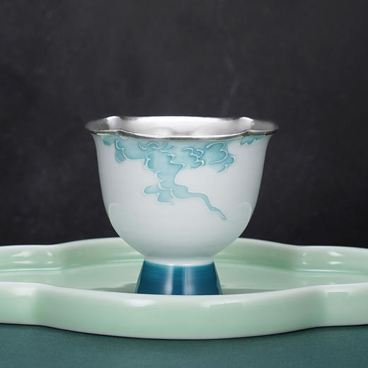 子佩集【祥云清悦】银S990摆件【TZYF049】茶具祥云浮雕四葵口茶杯2602 商品图0