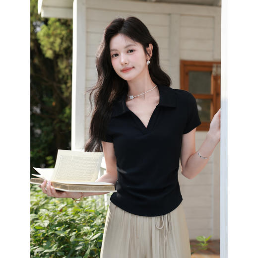 鹿向南【0328/20:00新品前一小时7折】黑色T恤 商品图0