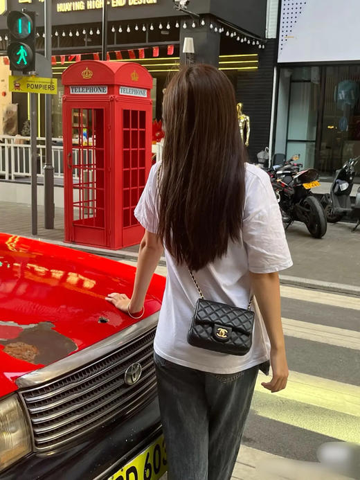 CHANEL 羊皮 黑金 方胖子 斜挎包 商品图2