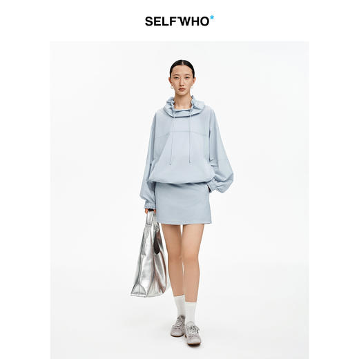 SELFWHO醋酸混纺户外A字短裙女2026夏季新款简约通勤松紧腰半身裙 商品图2
