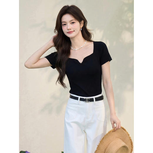 鹿向南【0328/20:00新品前1小时7折限量100件】黑色短袖T恤针织衫 商品图0