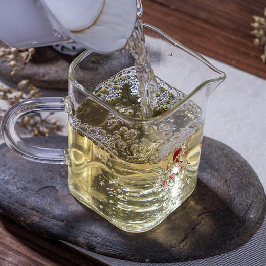 【预售8折】2026《老班章》古树春茶小龙珠 7克*15颗 生茶 商品图2