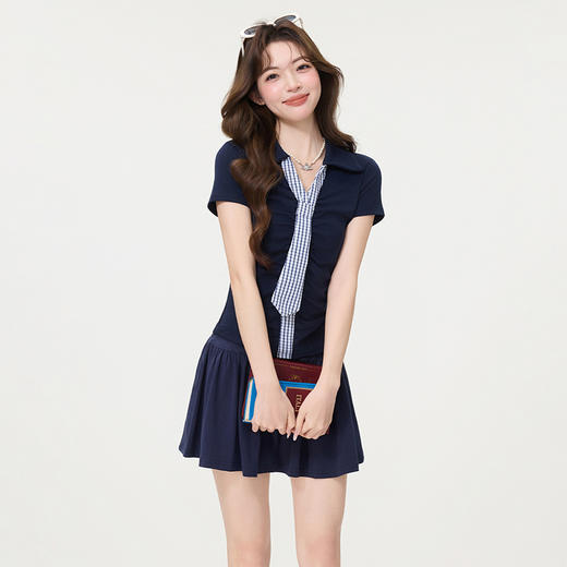 西遇格纹拼接v领短袖T恤女2026年夏季新款学院风修身显瘦上衣SS060245 商品图2