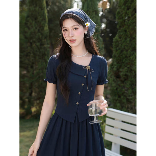 鹿向南【0328/20:00新品前一小时7折】藏蓝色连衣裙 商品图1