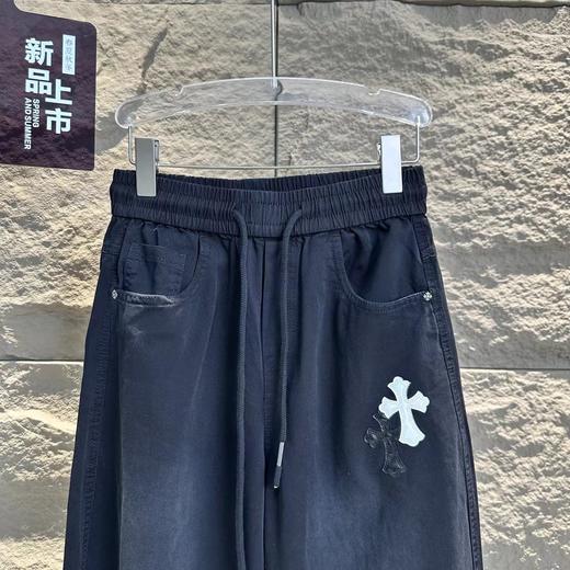 F032517不规则分布十字贴布风格侧排十字架休闲长裤卫裤 商品图13