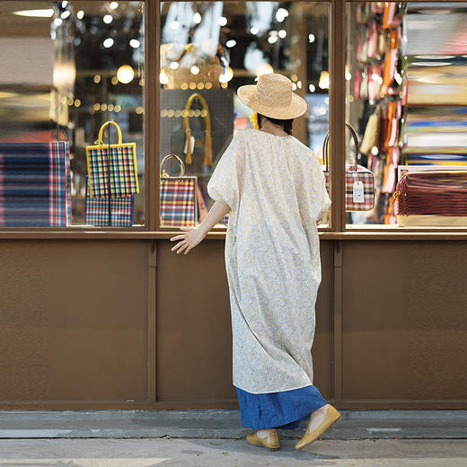 绽放164朵/纯棉复古撞色碎花v领中袖连衣裙松弛感宽松连身袖长裙 商品图3