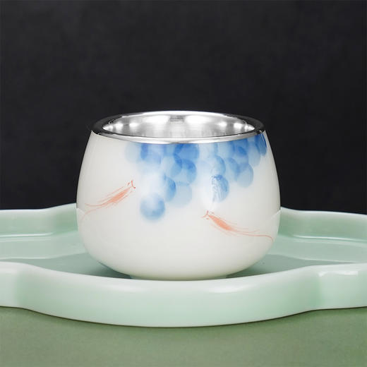 子佩集【鱼戏丰年】银S990摆件【TZYF050】茶具海藻葡萄金鱼茶杯2602 商品图0
