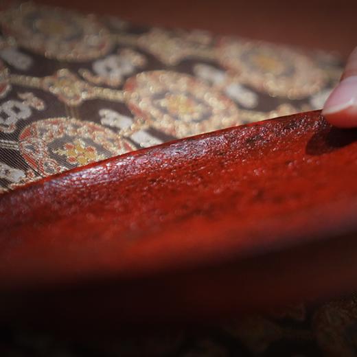 【赤壁熔岩大漆圈足浅盘】熔岩肌理茶盘 商品图1