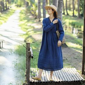 绽放146朵/褶褶裙*亚麻拼接长裙手工捏褶新款长袖木耳边V领连衣裙