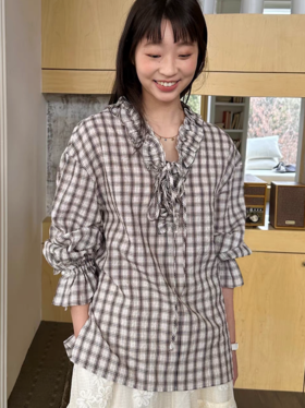 nothe Case布然/NC261826/「玛格假日」棉感棕格纹 复古木耳边V领宽松系带夏衬衫