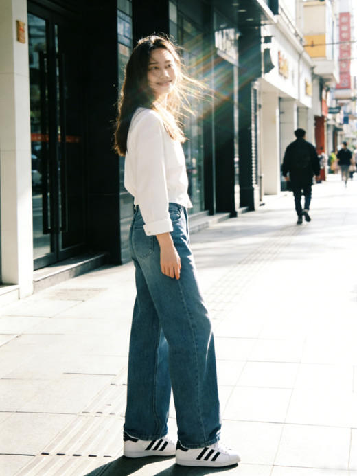 【百图lulu定制】【宝兰预售4月14日发】【法式减龄白衬衫】 短款衬衫外套  减龄显瘦衬衣 商品图1