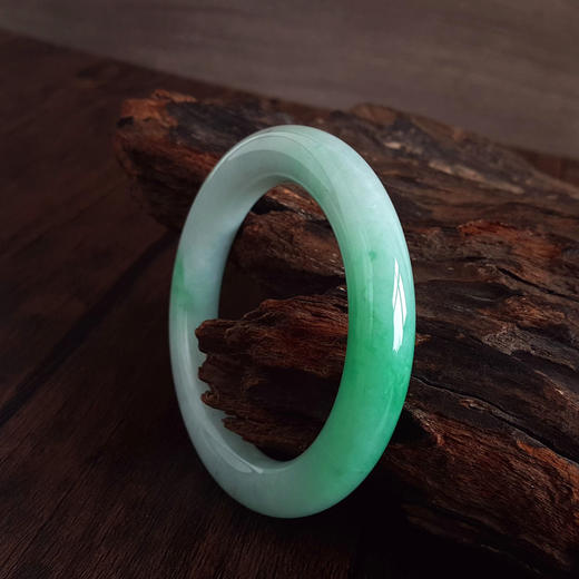 【天然正品】A货翡翠天然精品圆条细腻糯种飘辣阳绿57.5号翡翠手镯（有纹）57.5号（皆取最大值）190326HS26 商品图2