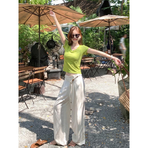 <曾小咸推荐>韩系纯色短款t恤女百搭上衣 商品图1