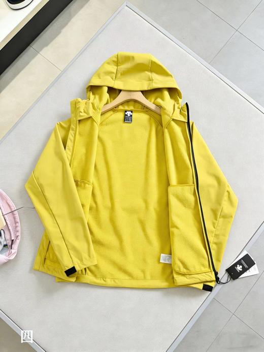 F032585春季新款简约休闲户外防风防水连帽软壳外套 商品图6