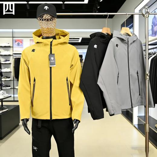 F032585春季新款简约休闲户外防风防水连帽软壳外套 商品图0