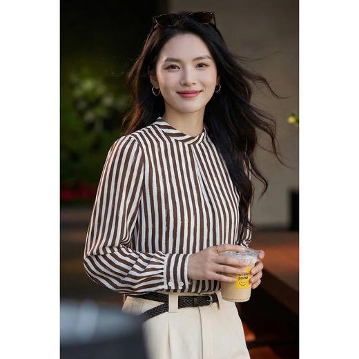 米思阳2026春季新款通勤风OL优雅条纹衬衫半高领气质直筒衬衣女4258 商品图3