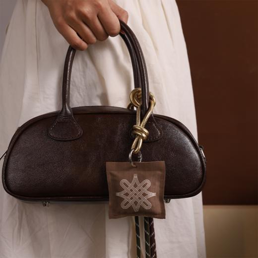 芬缘FUMARE吉结系列车载香薰挂件出风口夹两用香氛沉香衣柜香挂 商品图2