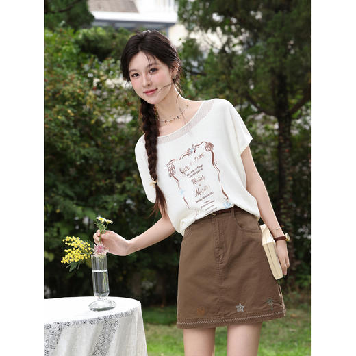 鹿向南【0328/20:00新品前一小时7折】咖色字母T恤 商品图3