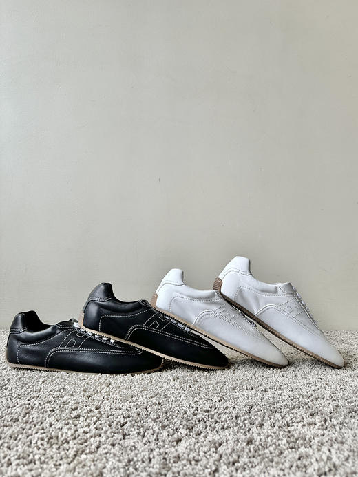 THS-限时 爱马家 女士巨巨巨软低帮休闲鞋 巨百搭德训鞋 2色 BZ1283 商品图4