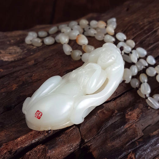 【天然正品】天然新疆籽料细腻油润度佳玉贵人（贵人相助、事业顺遂）和田玉吊坠手把件69.6*29.9*24.1MM（皆取最大值）120326NJ12 商品图5