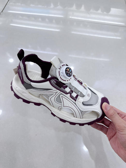 大树 8975  包头凉鞋乌梅 38-40纽扣沙滩鞋 商品图0