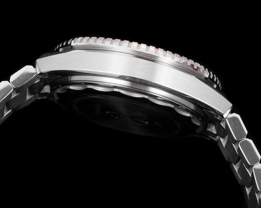 NOOB official➕ Factory全新一代海马系列600海洋宇宙腕表
海洋宇宙腕表问世二十周年之际，欧米茄推出全新第四代海马系列海洋宇宙腕表。
全新腕表传承了海洋宇宙表款的经典设计元素❕❕❕ 商品图8