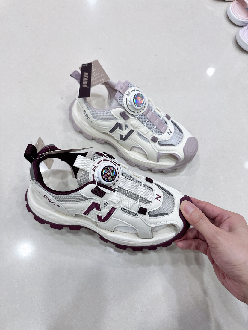 大树 8971  包头凉鞋红38-41紫39.40码纽扣沙滩鞋