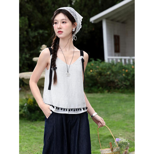 鹿向南【0328/20:00新品前一小时7折】黑色背心 商品图1