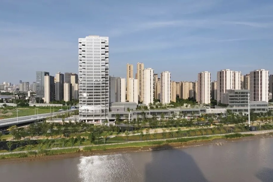 宁波Y酒店×100平 尊享江景套房 · 1晚/2晚 · 套餐丨周末不加价