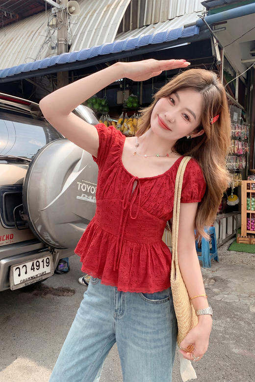 <曾小咸推荐>韩系泡泡袖一字肩短袖衬衫 商品图5