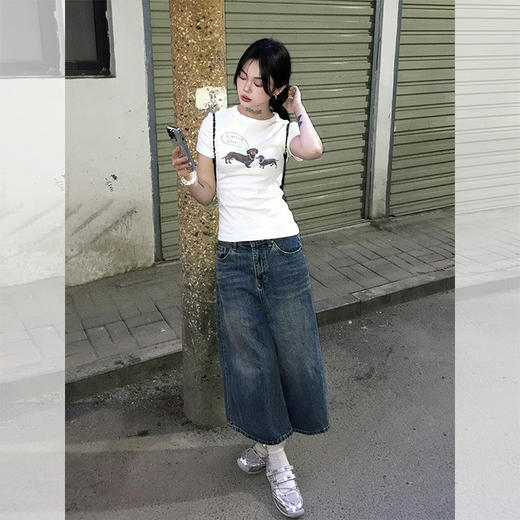 西遇腊肠狗印花短袖T恤女2026年夏季新款圆领正肩短款白色上衣SS060254 商品图3