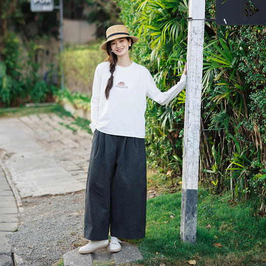 绽放161朵/树屋T*汉麻棉混纺圆领针织长袖绣花T恤女上衣宽松显瘦 商品图3