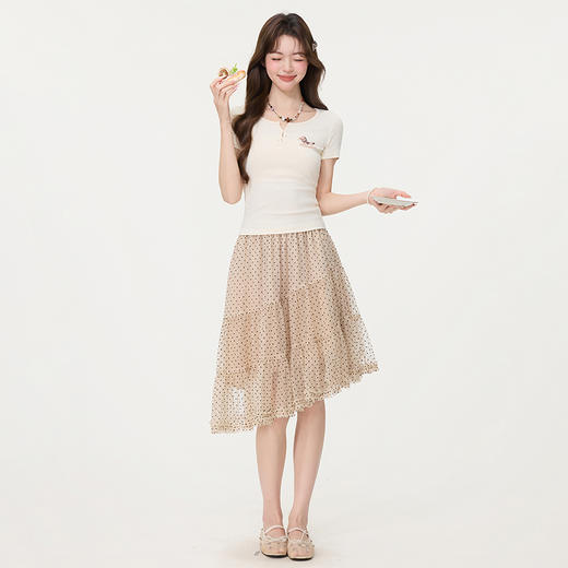 西遇圆领蝴蝶结小马图案上衣女2026年夏季新款修身版型短袖T恤SS060246 商品图1