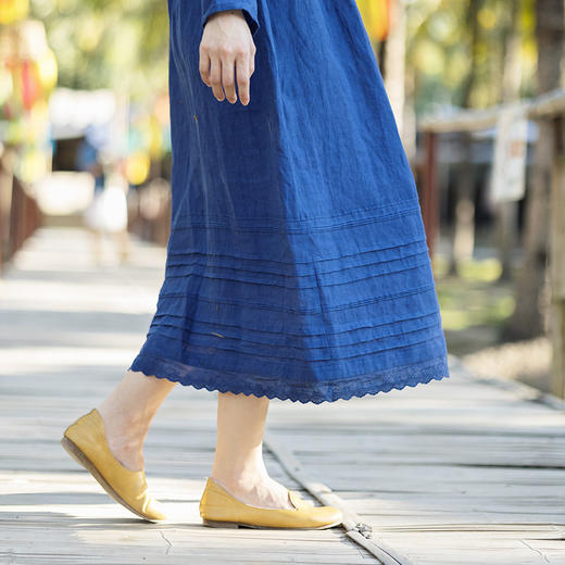 绽放146朵/褶褶裙*亚麻拼接长裙手工捏褶新款长袖木耳边V领连衣裙 商品图3