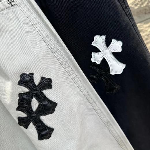 F032517不规则分布十字贴布风格侧排十字架休闲长裤卫裤 商品图8