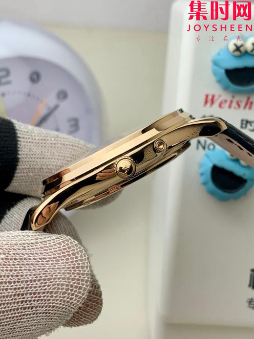 GF积家大师系列1372520“小丑” Master Ultra Thin Réserve de Marche超薄大师动显日历 938一体机 男士腕表 商品图2