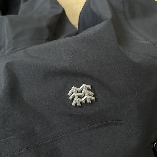 原单正品 KL可隆 1992系列硬壳冲锋衣！M-3XL 
推荐M码100-120斤，L码120-140斤，XL码140-160斤，XXL码160-180斤，3XL码180-200斤！ 商品图5