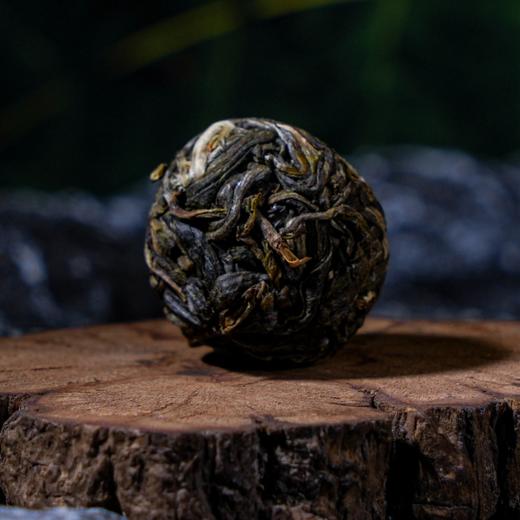 【预售8折】2026《老班章》古树春茶小龙珠 7克*15颗 生茶 商品图1