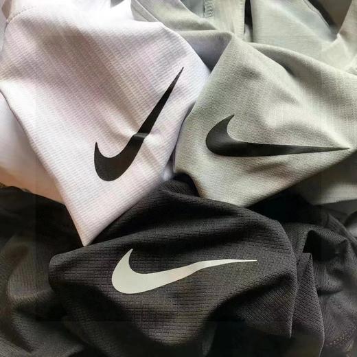 F032511男士夏款新款圆领立体剪裁休闲运动篮球无袖背心 商品图6