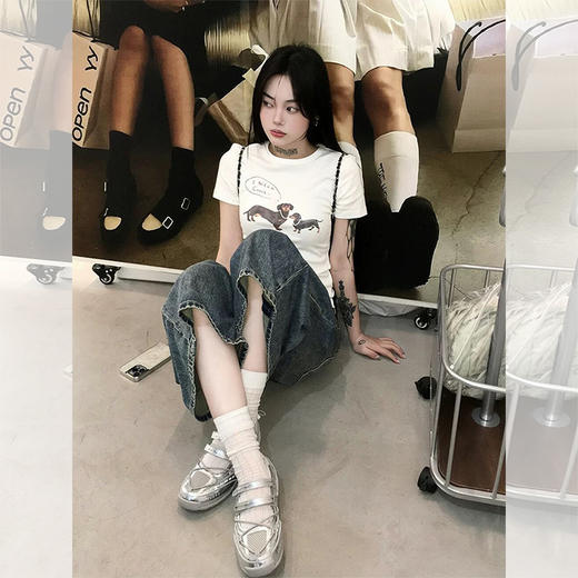 西遇腊肠狗印花短袖T恤女2026年夏季新款圆领正肩短款白色上衣SS060254 商品图4