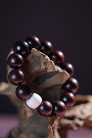 迷罗元和堂 | 紫檀单圈手串配鹿角老型珠 珠径1.5【器悟雅玩】