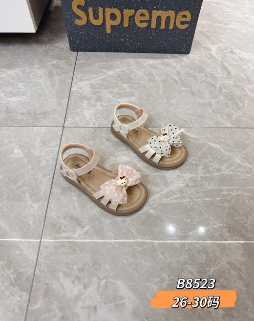 新款凉鞋B8523  26-30码 商品图0
